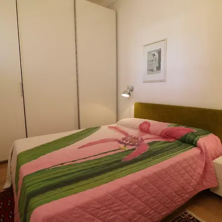 Appartement 1 Bedroom Suquet, 6 Min From The Palais, Balcony & Port View 220