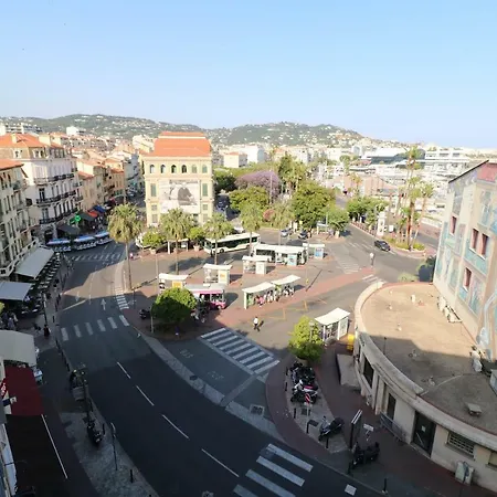 Apartment 1 Bedroom Suquet, 6 Min From The Palais, Balcony & Port View 220 Cannes
